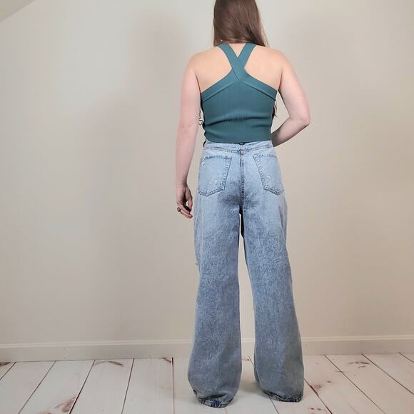 Sincerely Jules Criss Cross Halter Crop Top Teal Large - Picture 3 of 8